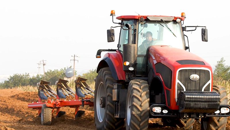 Características del tractor LW3204